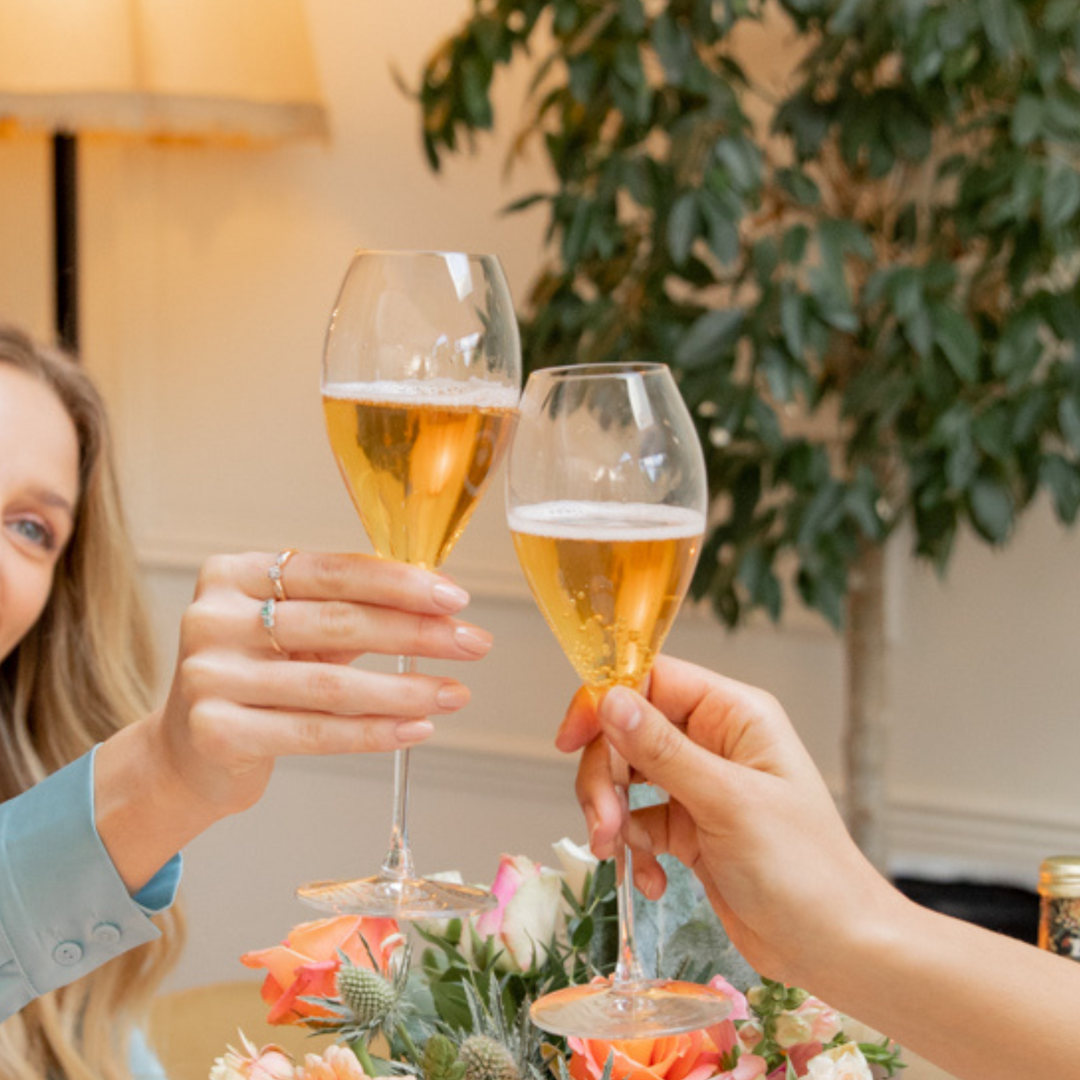 Guide to Picnic Food Pairing to Elevate your Next Summer Gathering