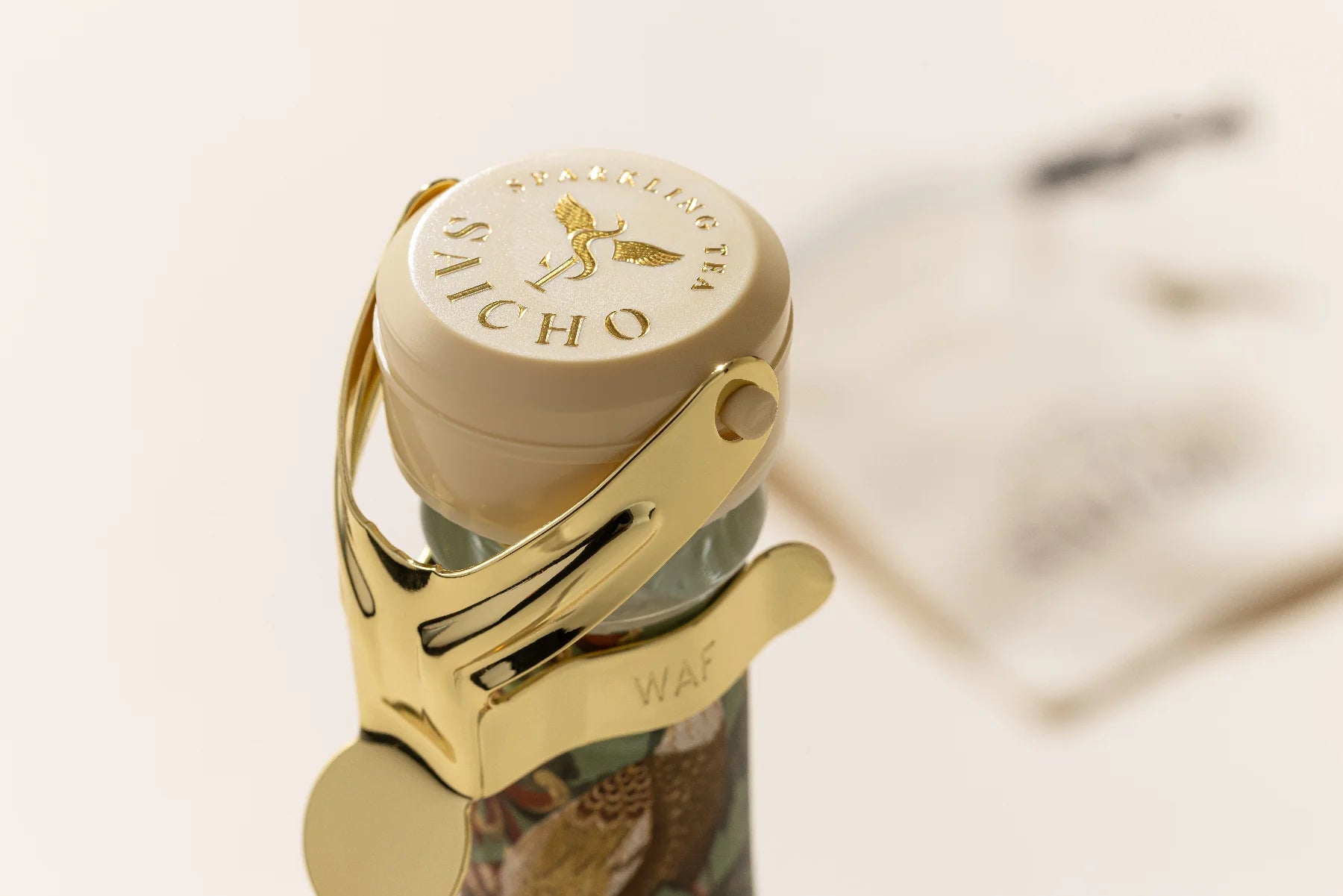 LUXURY BOTTLE STOPPER